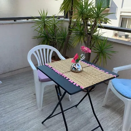 Gray D' Albion Apartamento
